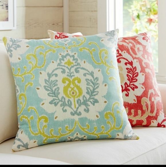 Pottery Barn Other Pottery Barn Pillow Cover Poshmark